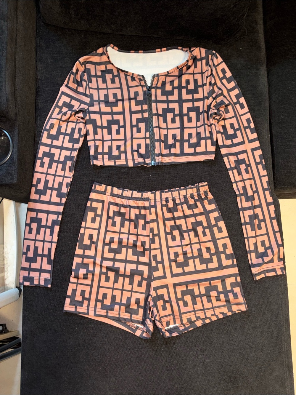 SHEIN Black and brown Geometric Two-Piece Set